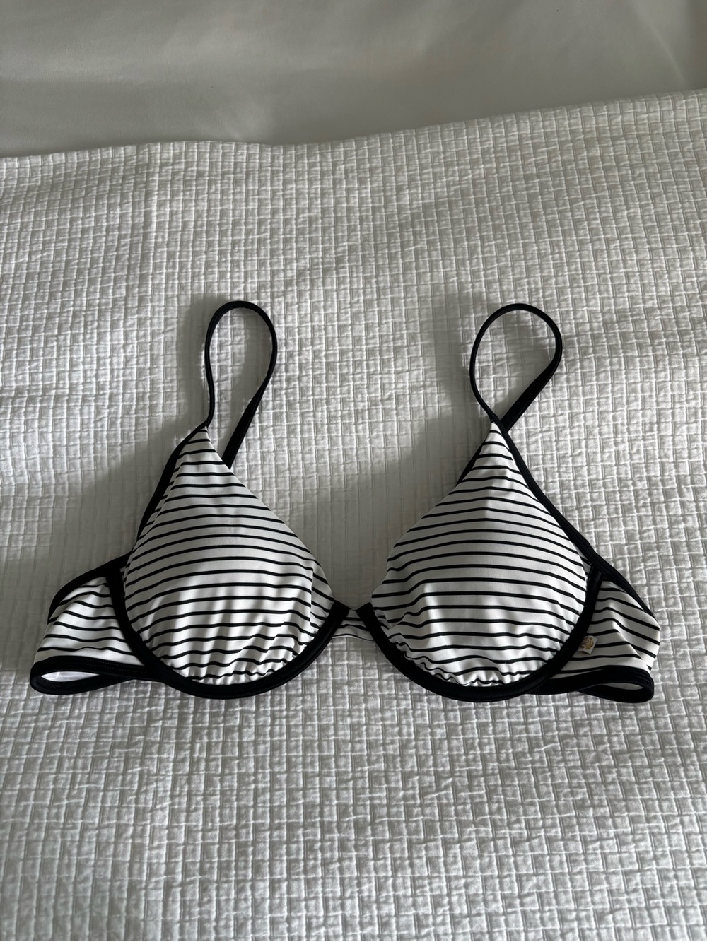 La Vie En Rose Underwire Bikini Top